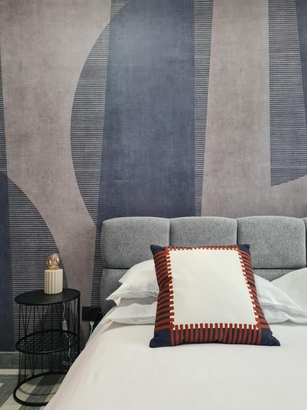 Serendipity Rooms - Navigli Мілан Екстер'єр фото